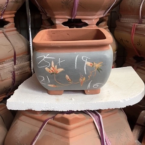 紫砂花盆四方盆一个