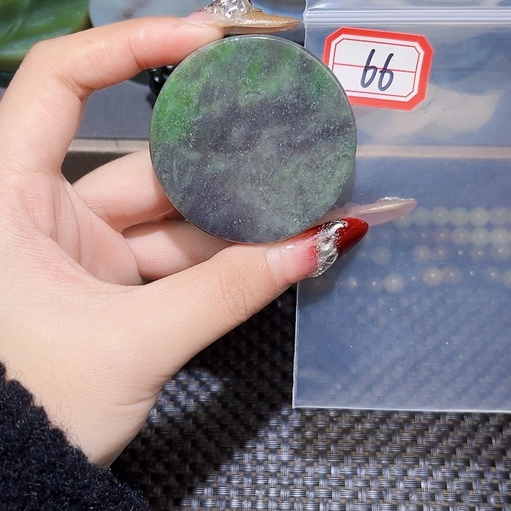 和田玉和田玉边角料随机发未镶嵌