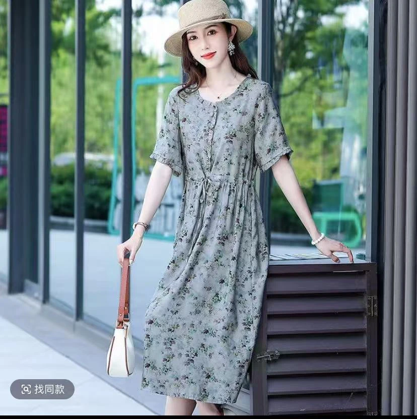 2025夏浅色碎花时尚妈妈装女装气质收腰中长款宽松连衣裙