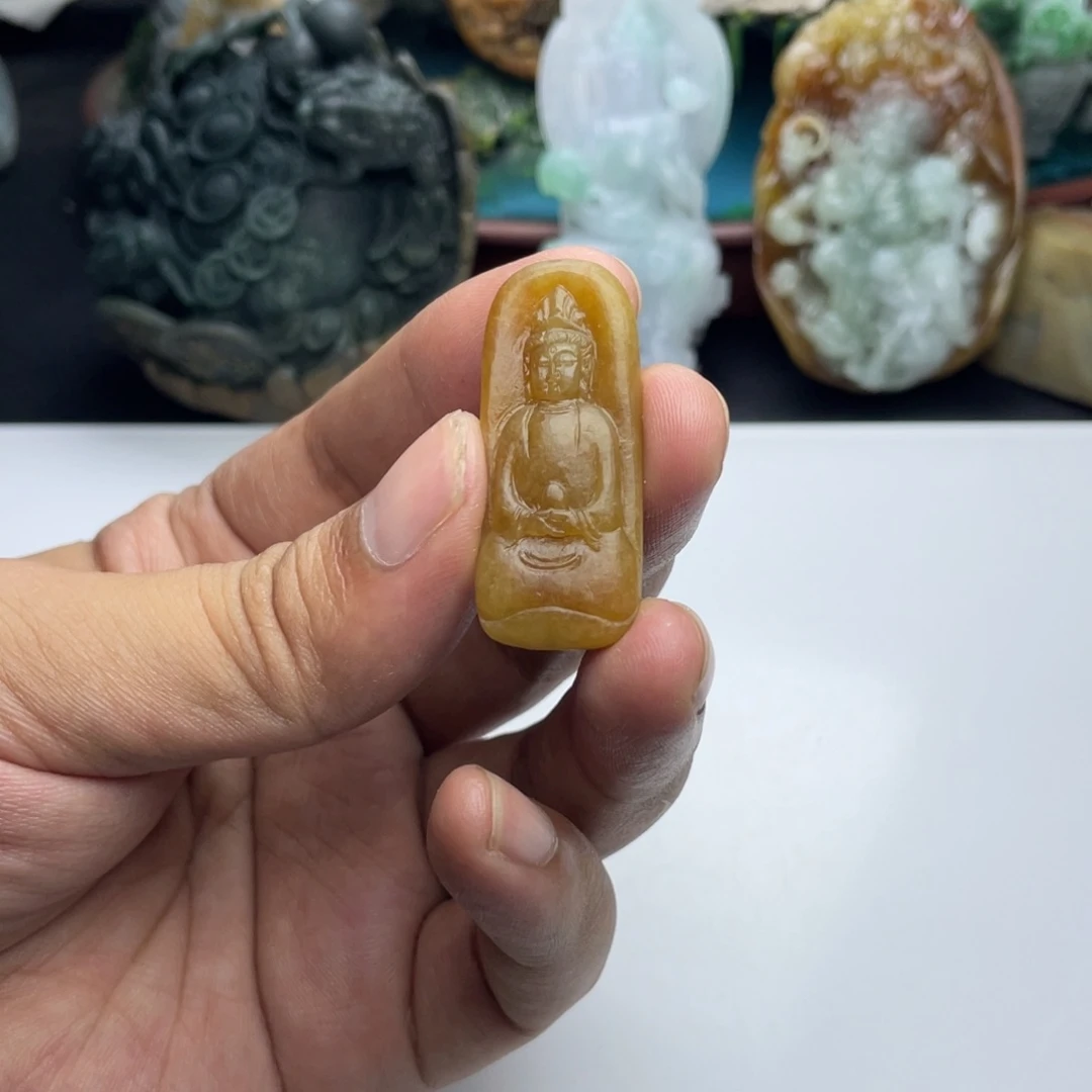 定制翡翠未镶嵌观音