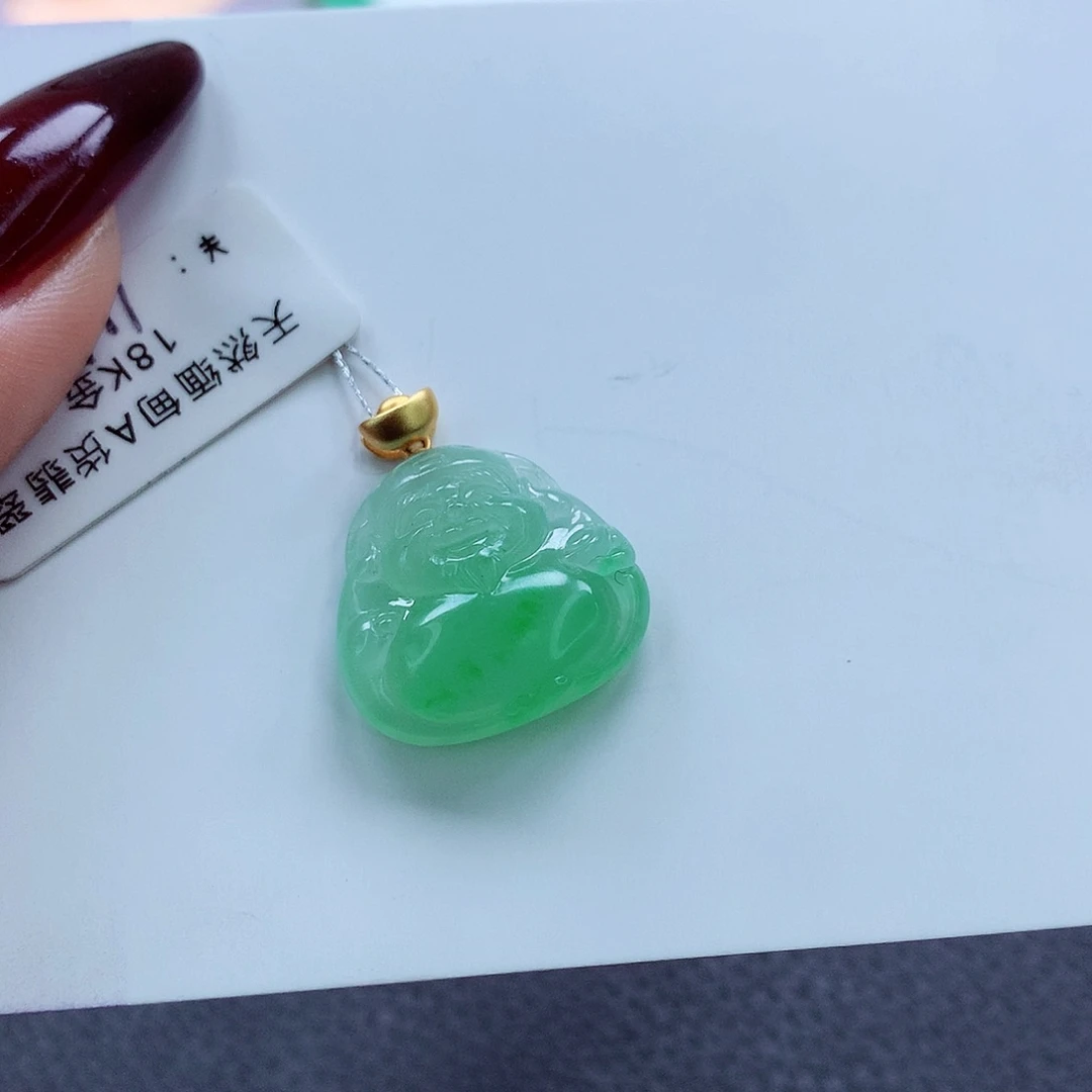 翡翠吊坠(不含链)18K金镶嵌媚**生财爷爷