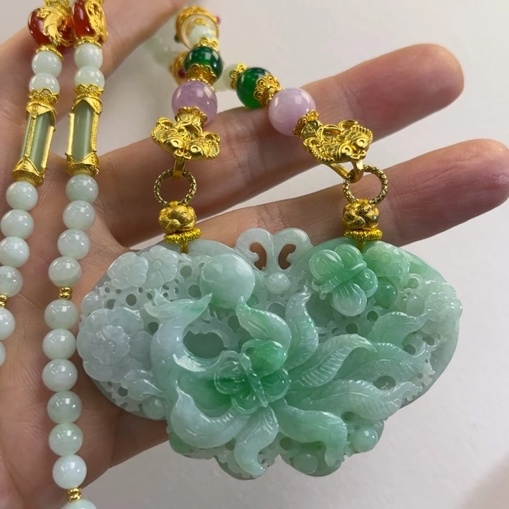 翡翠吊坠(赠链)未镶嵌代编织