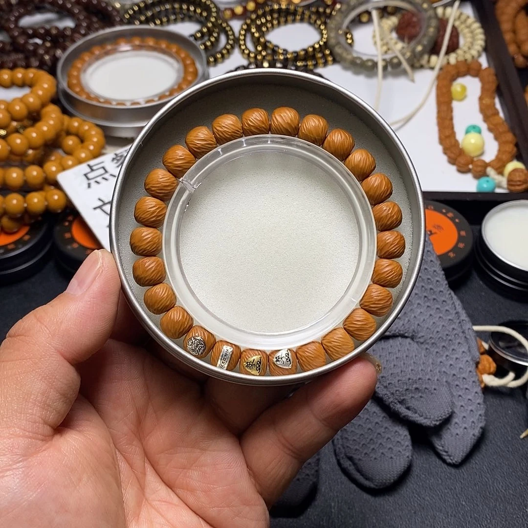 猴头核桃手串全品9左右四标高配云锦34号