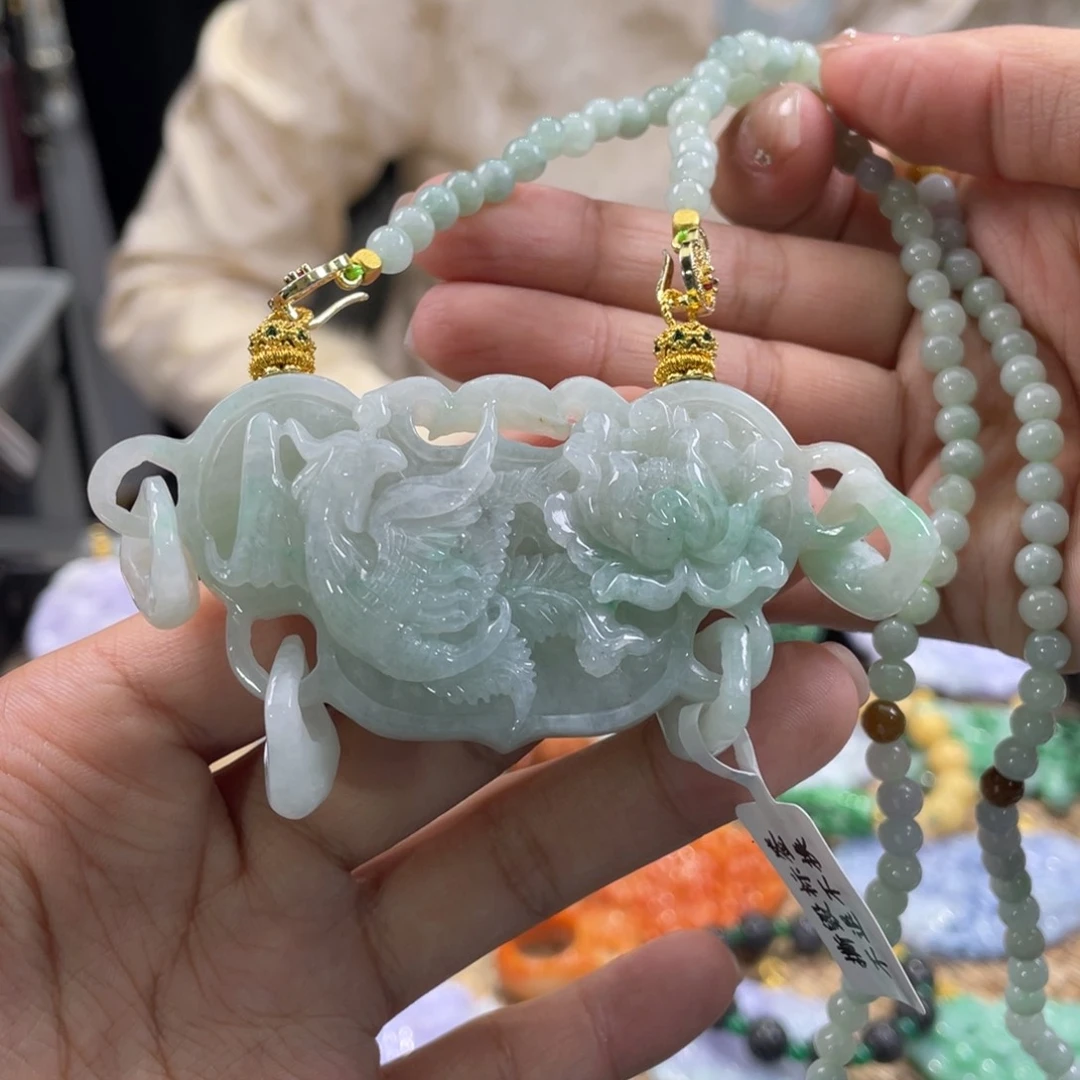 翡翠颈饰未镶嵌代编织