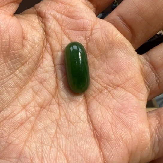 和田玉未镶嵌颈饰俄罗斯碧玉戒面