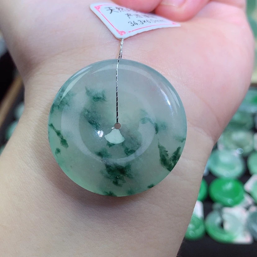 【闪购商品】颈饰未镶嵌翡翠