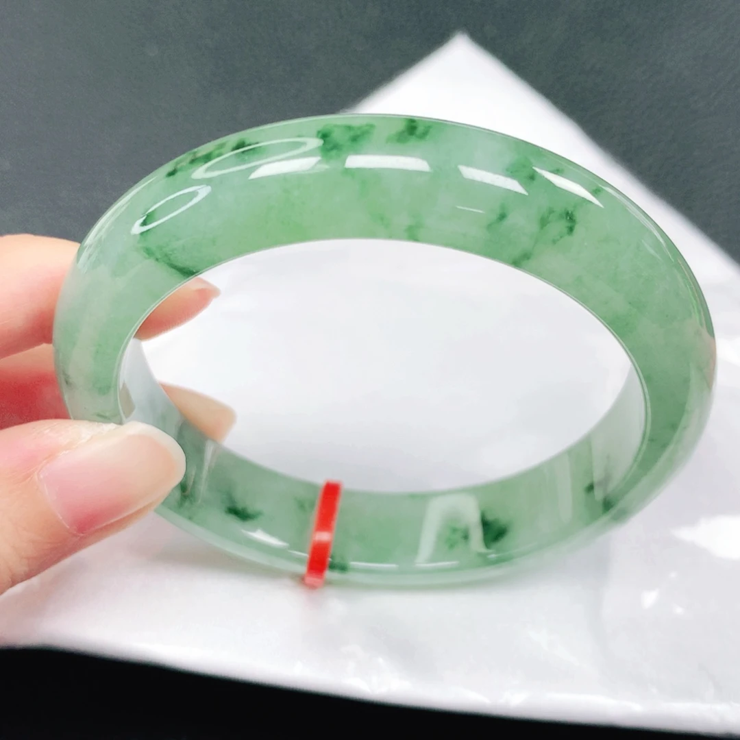 翡翠未镶嵌手镯58圈