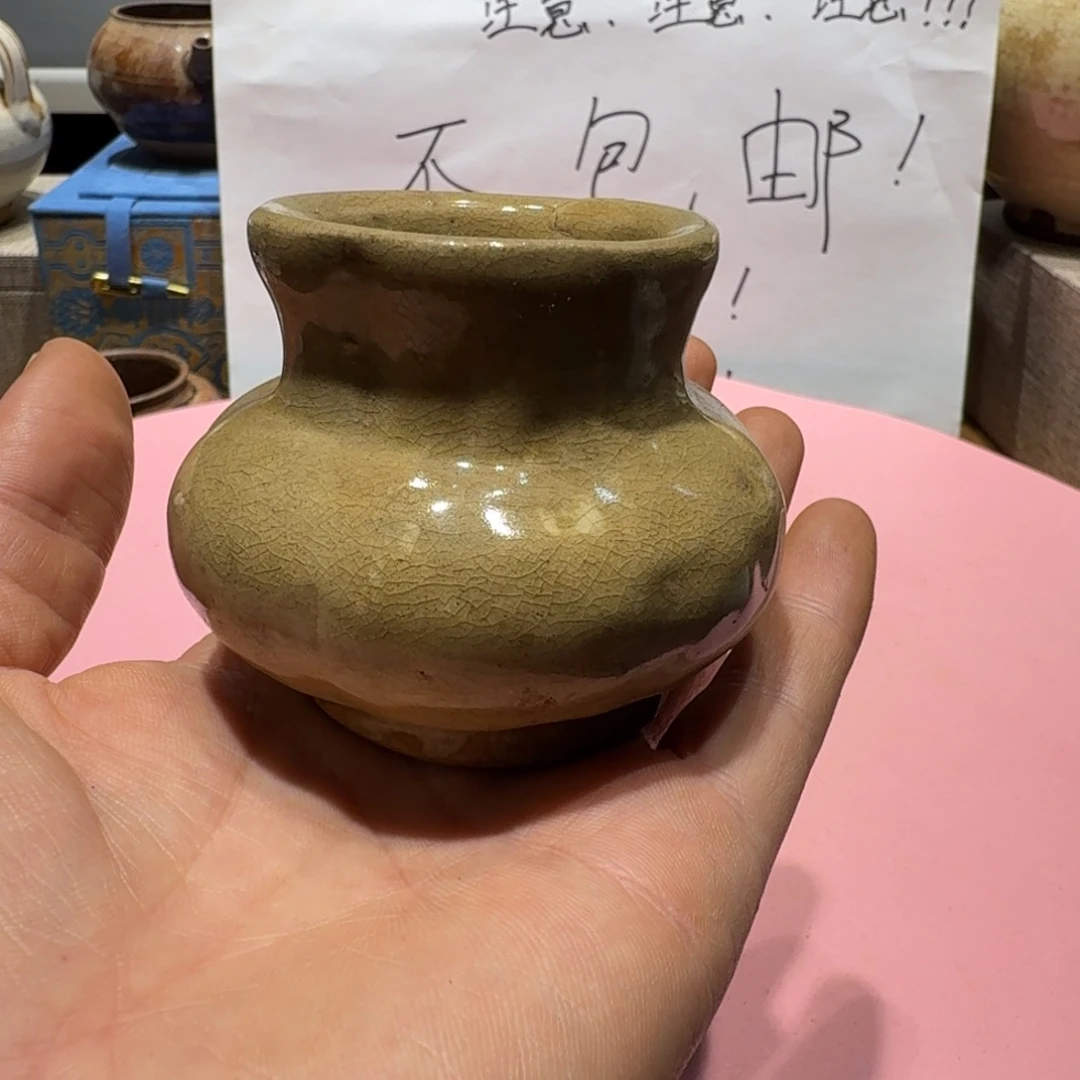 老***鹰陶其他漂亮的小瓷瓶子