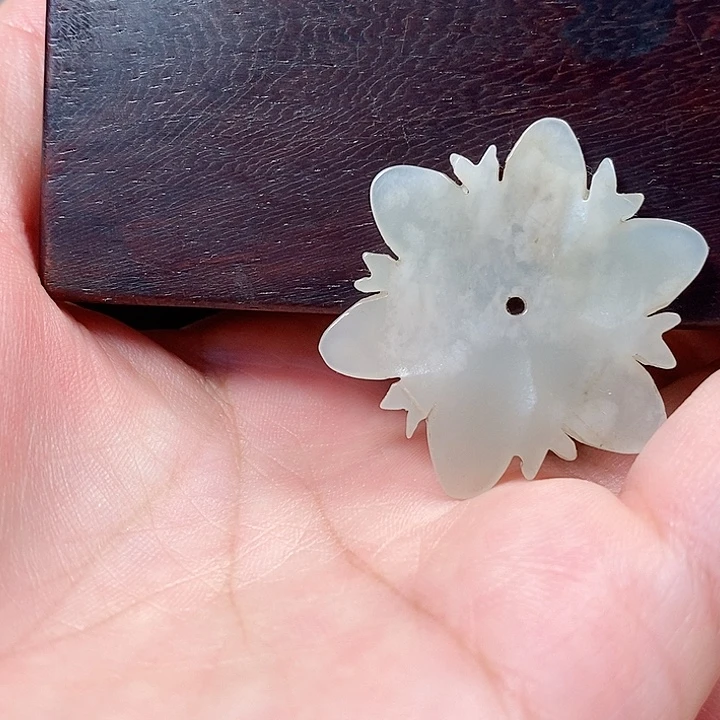 吾*精品物件帽花一个