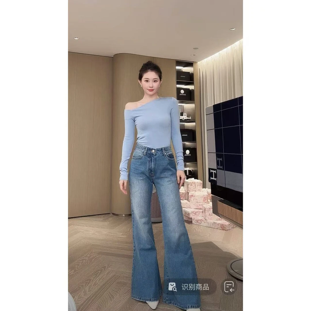 【RUNAWAY】“蚂蚁腰”早春经典显瘦喇叭牛仔裤