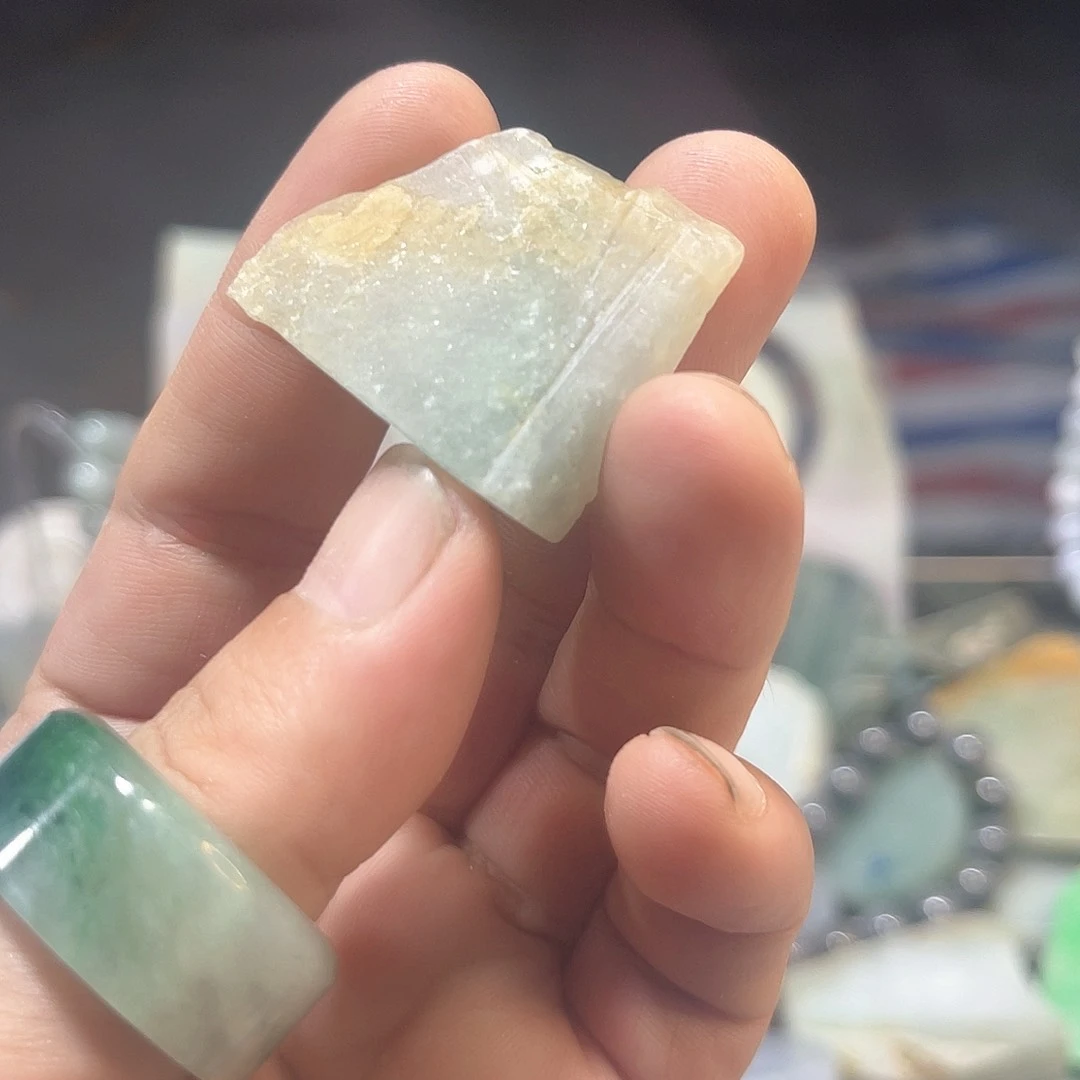 颈饰未镶嵌翡翠翡翠天然翡翠天然翡翠