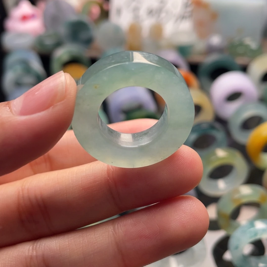 定制翡翠未镶嵌  西湖水