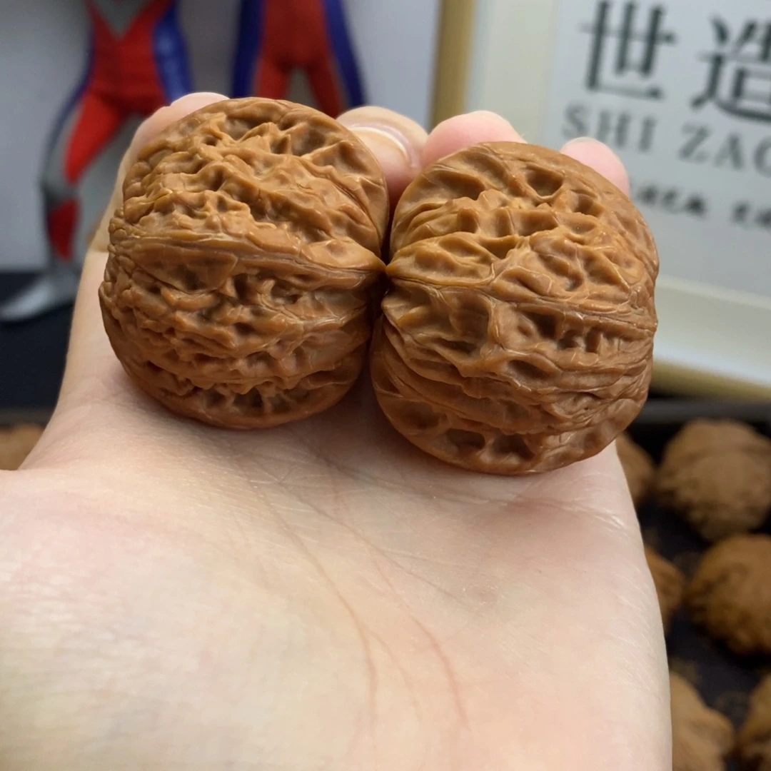 文玩核桃把件涞水山地磨盘嗨嗨嗨