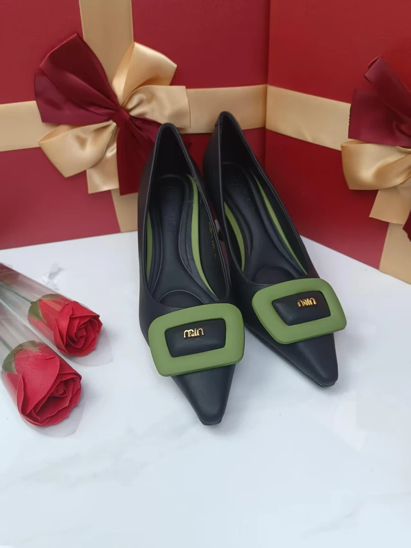 轩轩家精品时尚气质百搭女鞋3201