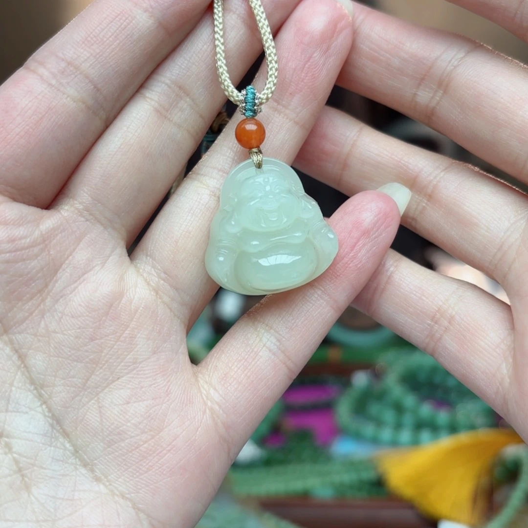 和田玉吊坠未镶嵌