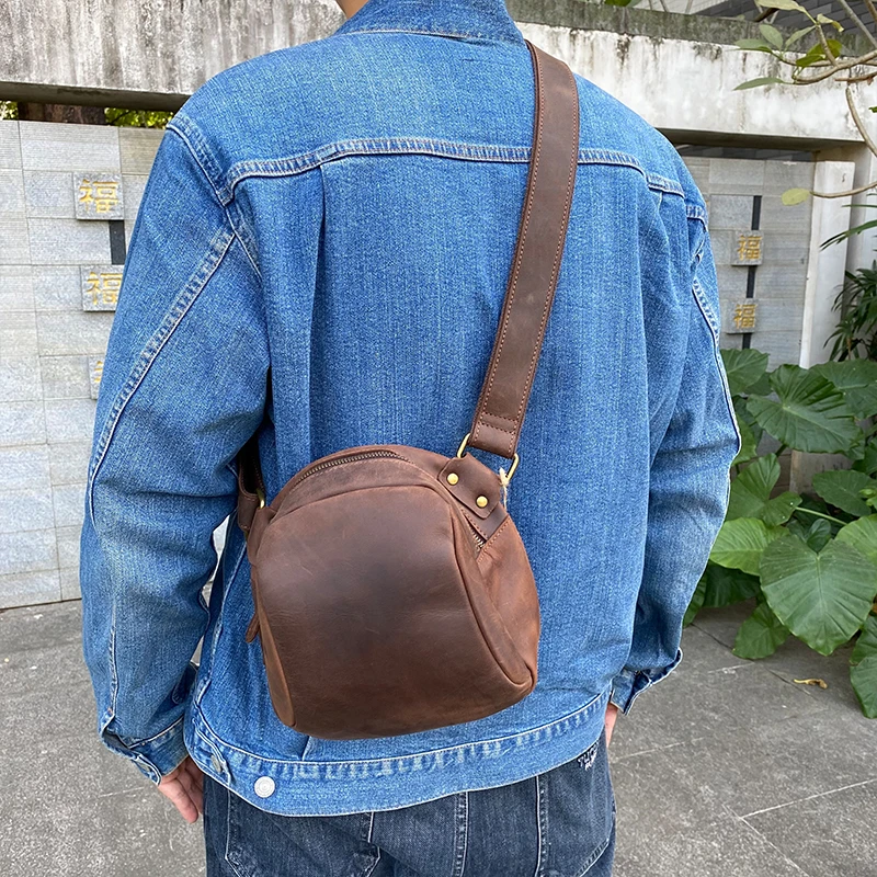 手工疯马牛皮真皮斜挎单肩包大胃王包头层牛皮休闲日常通勤男士