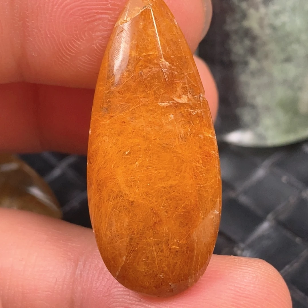 未镶嵌颈饰水晶水晶