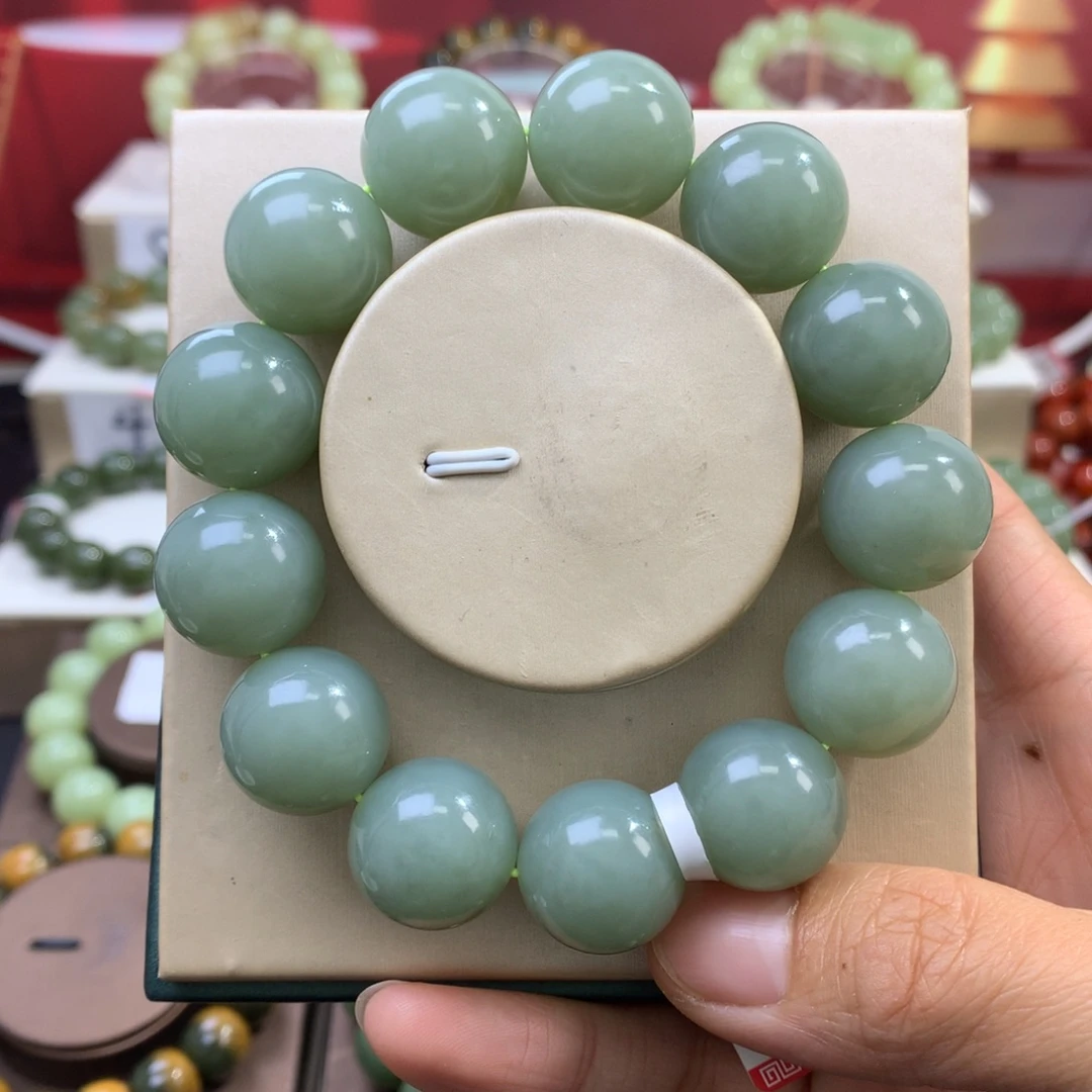 和田玉未镶嵌手串