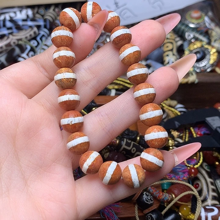 玛瑙/玉髓发一条未镶嵌