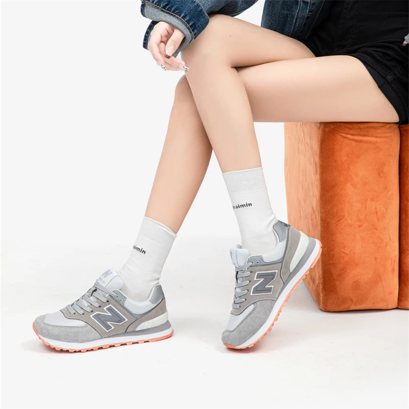 新款阿甘经典四季慢跑休闲鞋Q574/m