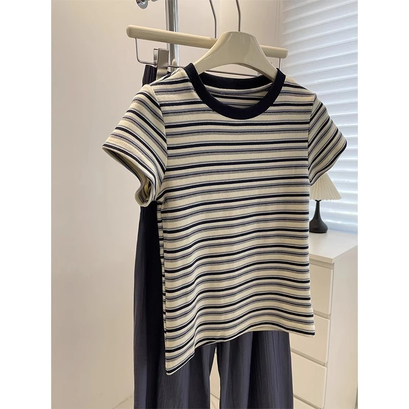 圆领撞色条纹短袖T恤女夏季设计感小众洋气减龄修身显瘦正肩上衣