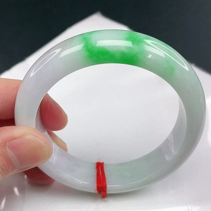 翡翠手镯未镶嵌圈56.6。0A03