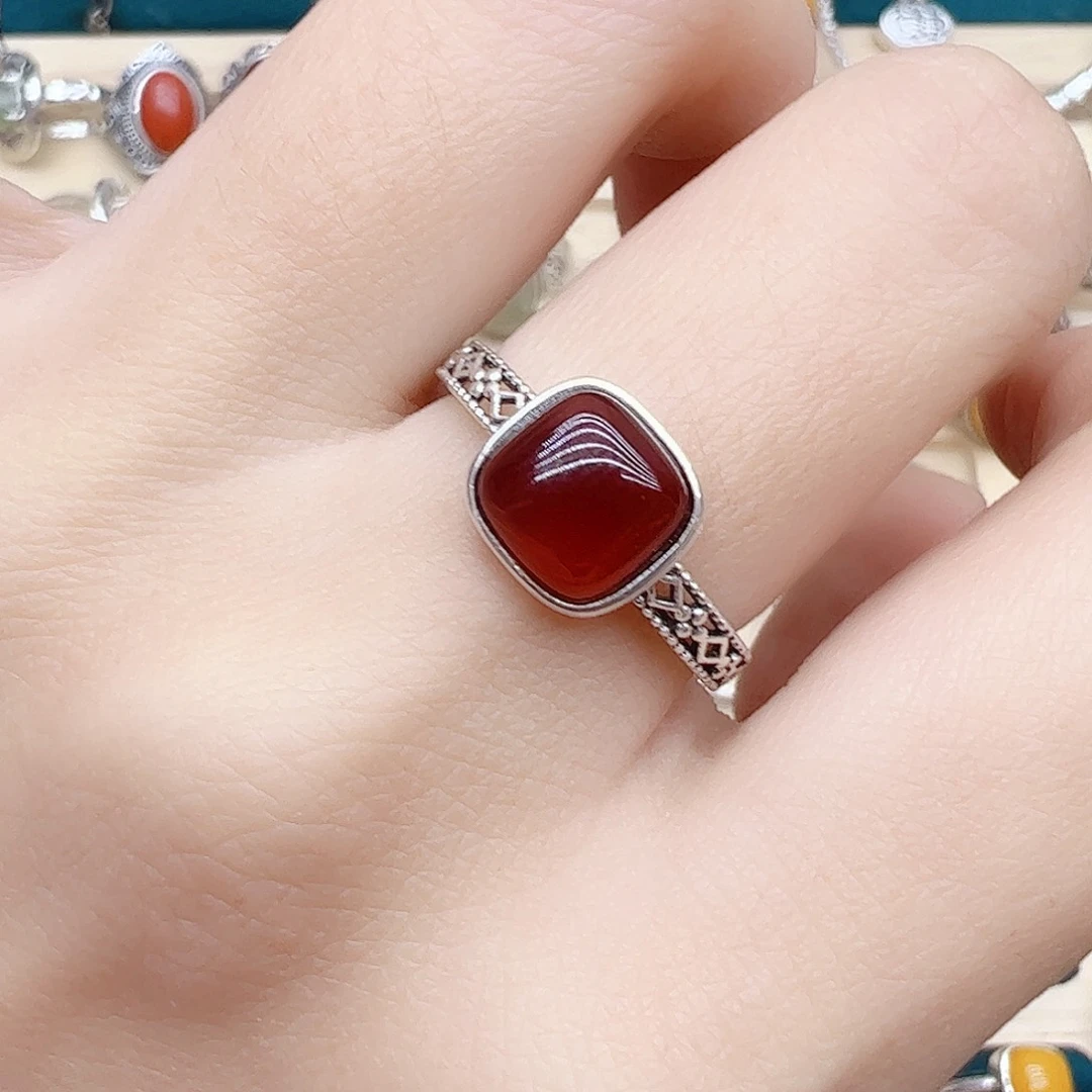 血珀戒指银S925镶嵌天然血珀