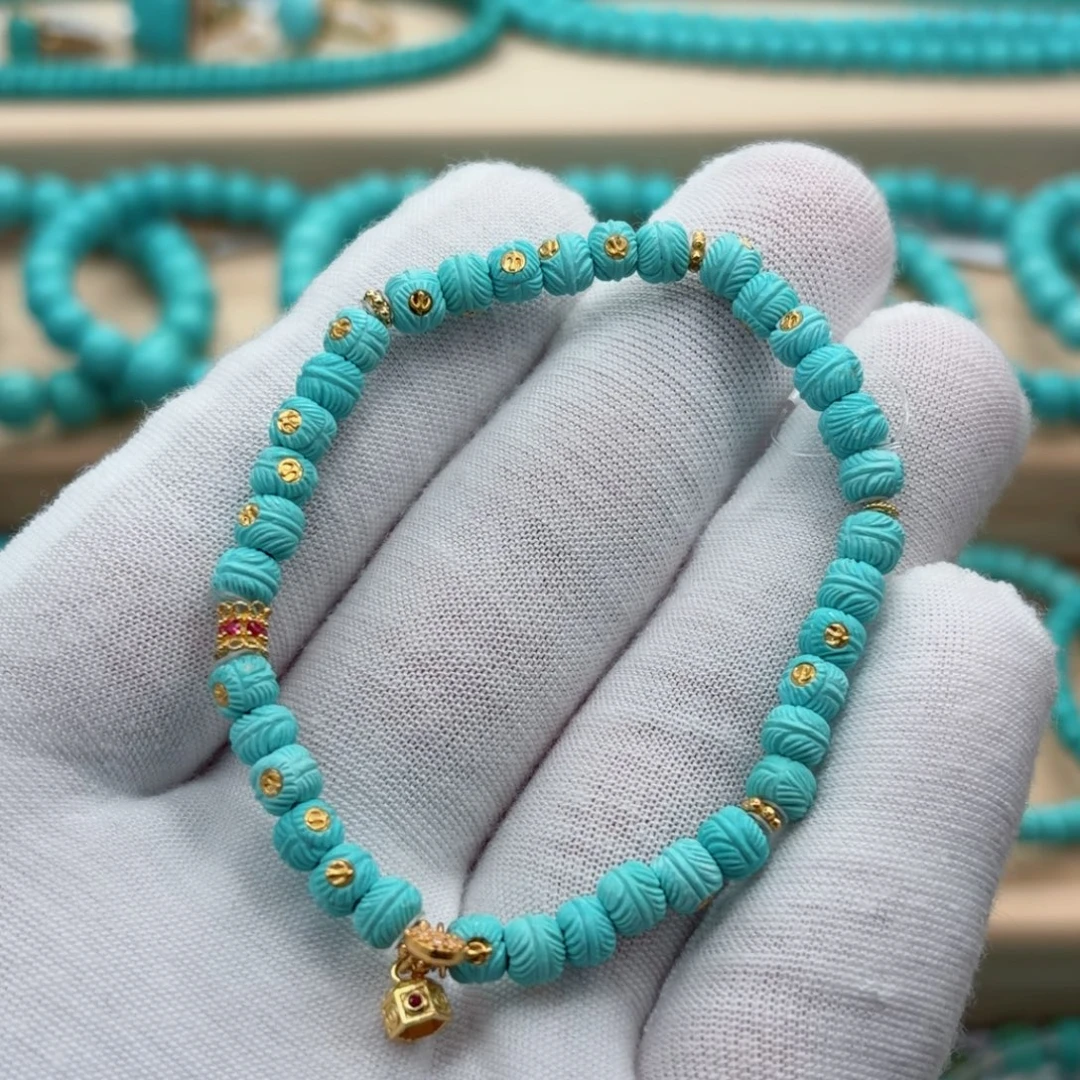 绿松石未镶嵌珠宝奇石