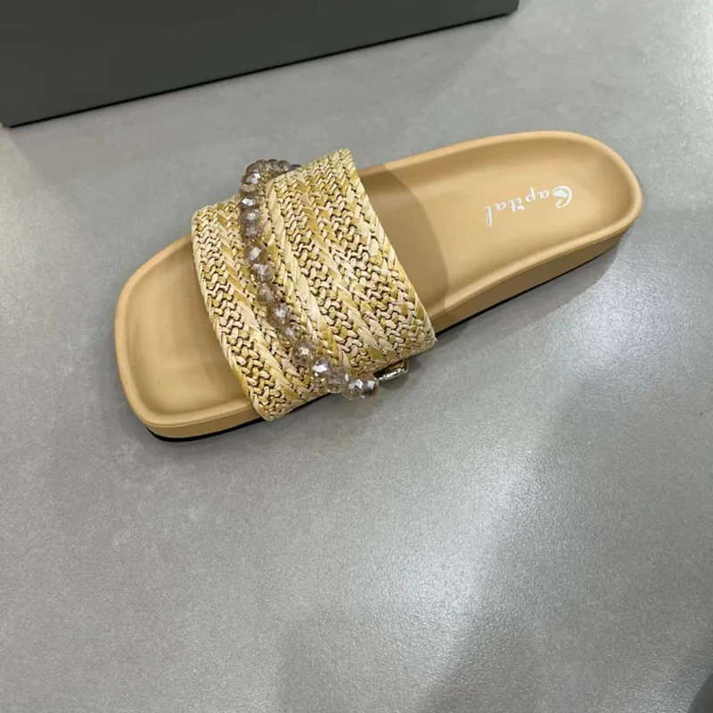 2025夏季新款编织水钻一字拖鞋女外穿百搭时尚露趾沙滩露趾凉拖鞋