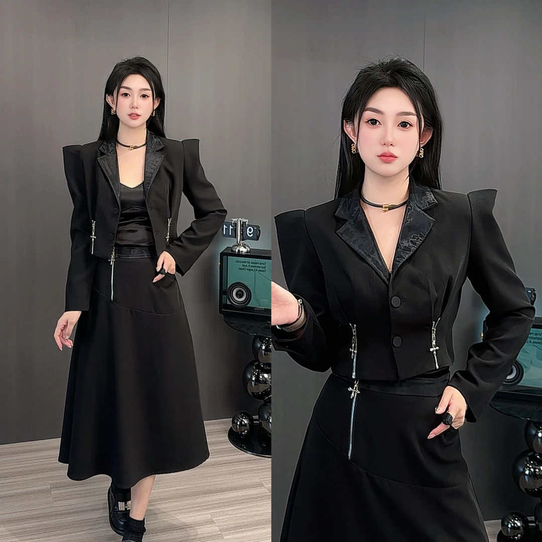 2025秋季新款女士套装薄款设计感西装外套中长款显瘦半身裙两件套