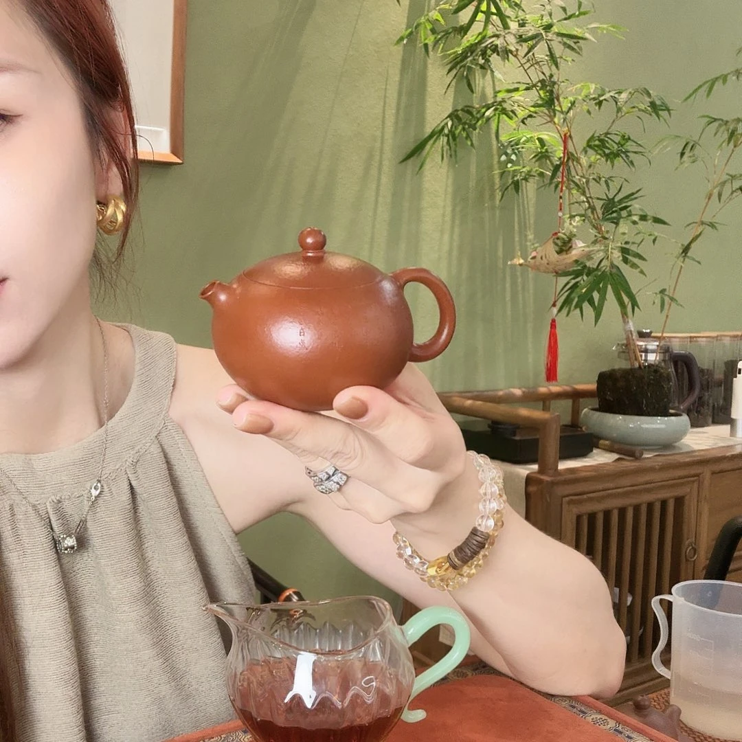 ****紫砂茶壶大红袍西施