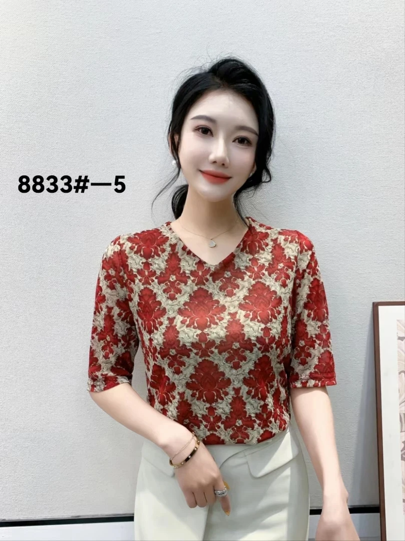 8833高端春夏新款洋气网纱弹力烫钻长袖V领女装大码女装打底衫