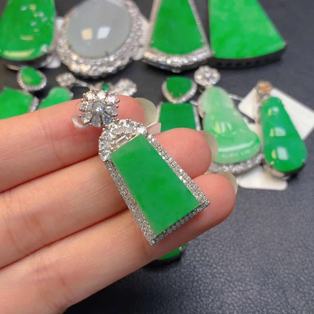 翡翠银S925镶嵌颈饰