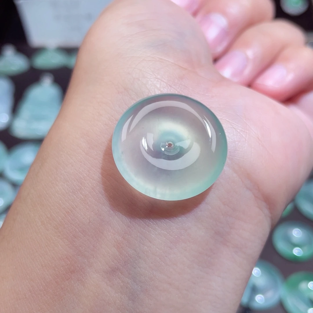 颈饰未镶嵌翡翠扣子