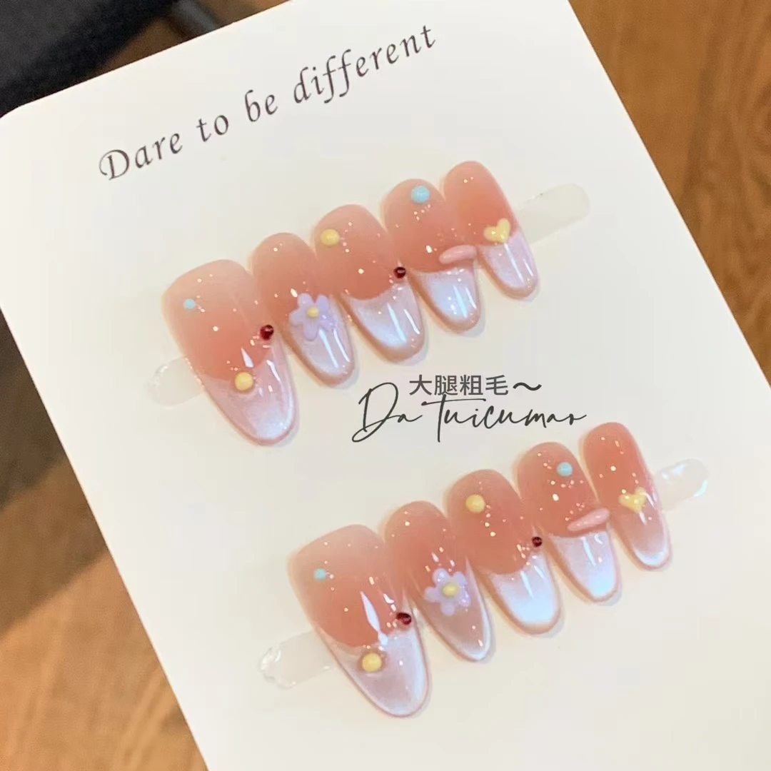 【小可爱】香芋美甲猫眼短甲手工气质紫色穿戴式冰透指尖