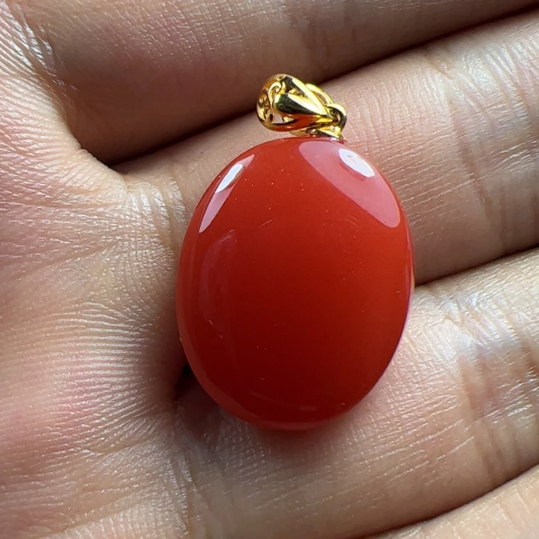 南红玛瑙吊坠18K金镶嵌