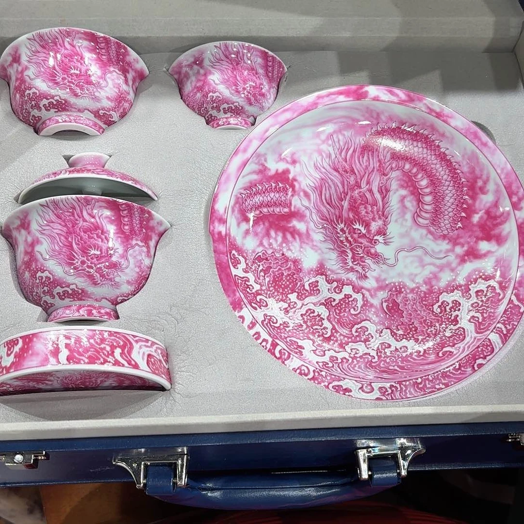 瓷片景德镇瓷器精品陈列