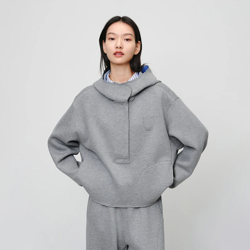 EP雅莹 连帽拼接运动感宽松卫衣上衣 2025新款女装5210A