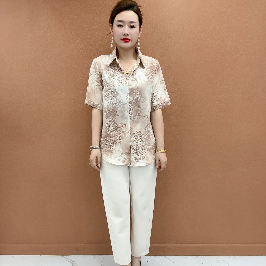 时尚休闲风宽松小衫妈妈装碎花中老年女装夏装印花夏季洋气大码