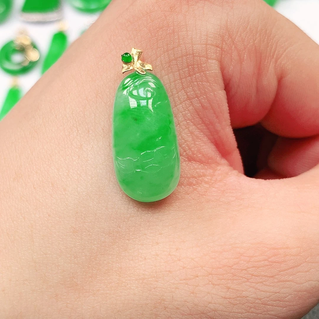 吊坠(不含链)18K金镶嵌翡翠