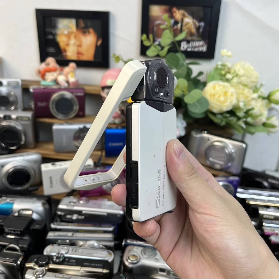 9新 Casio/卡西欧 卡西欧tr150自备充电线自拍美颜冷白氛围感