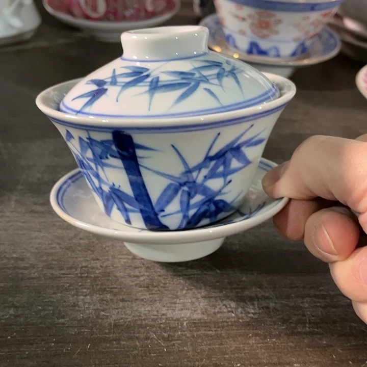 瓷片景德镇陶瓷盖碗。