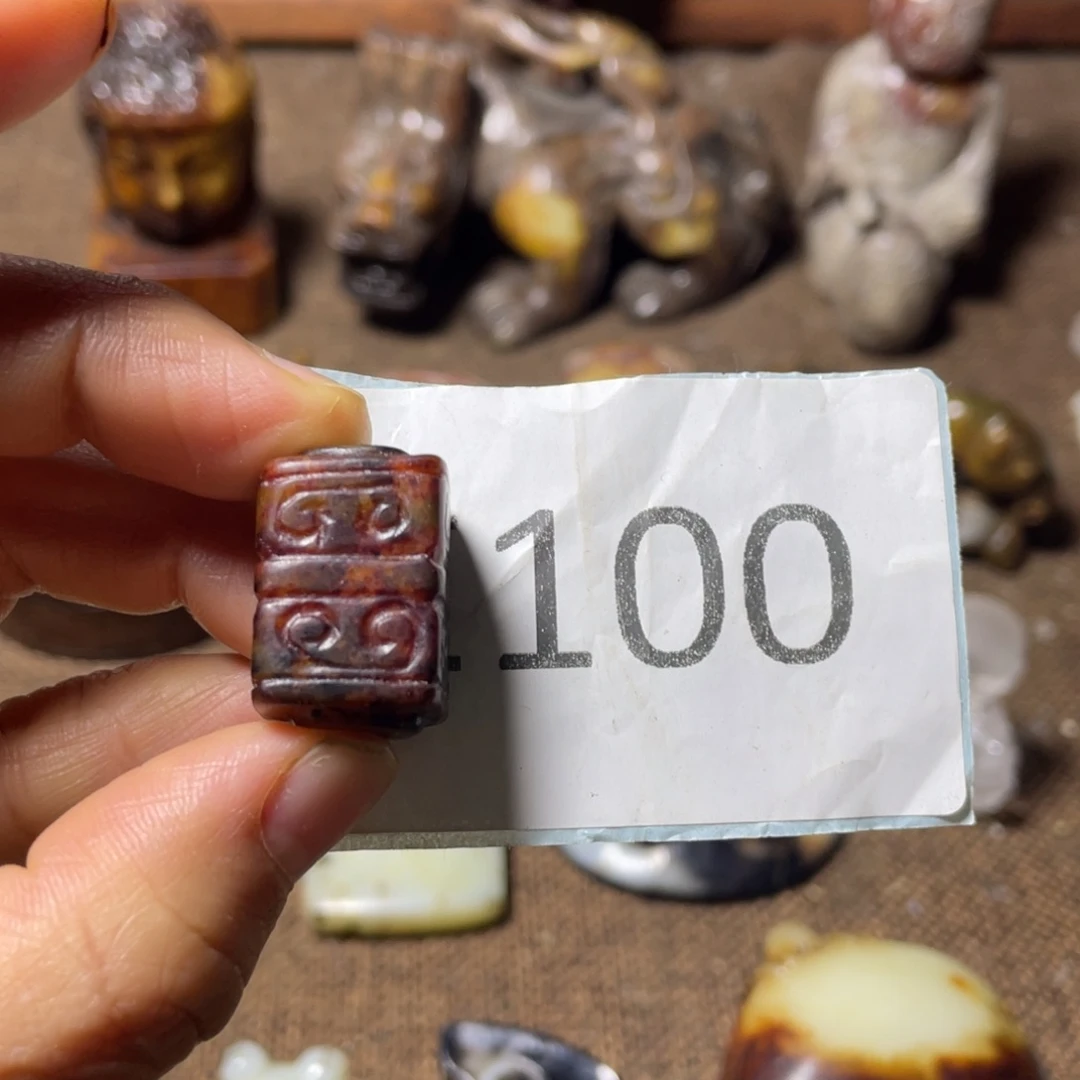 未镶嵌和田玉挂件