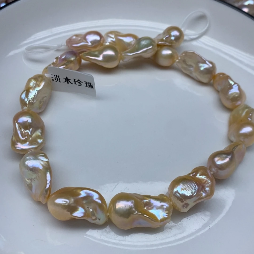 颈饰未镶嵌淡水珍珠