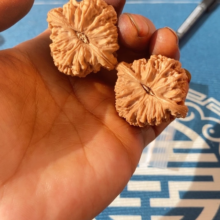 客***尘吊坠文玩核桃练手全品南僵石的