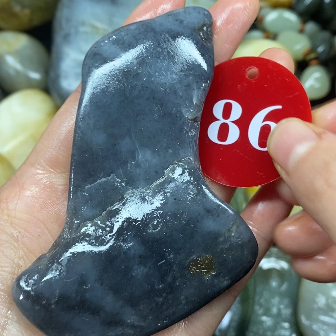 未镶嵌和田玉（糖玉）挂件