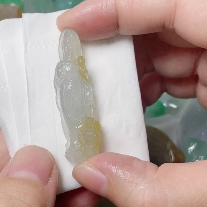 定制翡翠未镶嵌随行