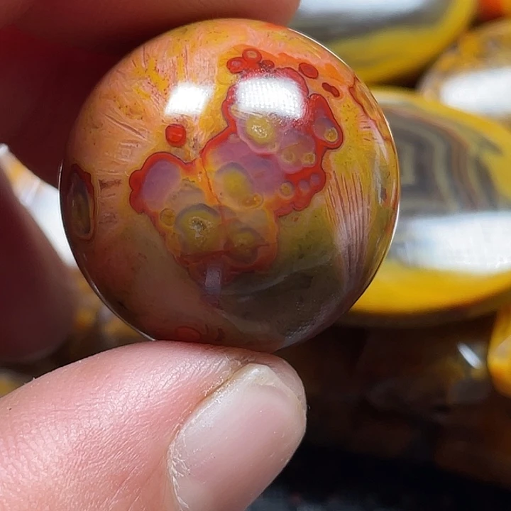 北***饰玛瑙/玉髓未镶嵌颈饰