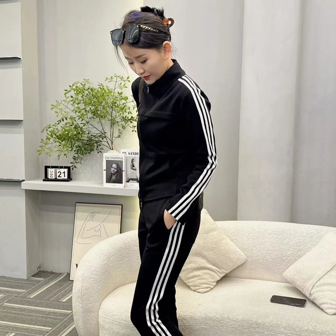【小二嘿】25年春季新款百搭休闲运动套装52525