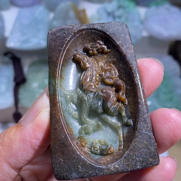 【闪购商品】颈饰未镶嵌翡翠马